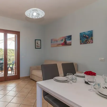 Mare Apartment Olbia