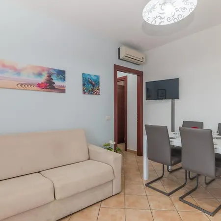 Mare Apartment Olbia